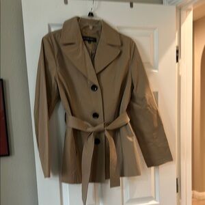 Ellen Tracy Classic Beige Trench Coat with Belted Waist